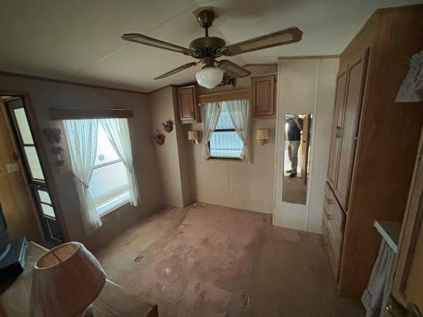 1990 Park Park Mobile Home