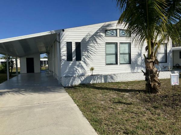 Photo 1 of 2 of home located at 1628 E Mt Vernon Lane, #G22 Naples, FL 34110