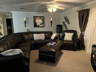 Photo 2 of 9 of home located at 305 Shadow Ridge Drive Davenport, FL 33897