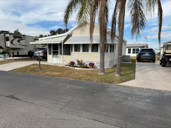 Photo 1 of 2 of home located at 64 Tarpon Drive Sebring, FL 33876