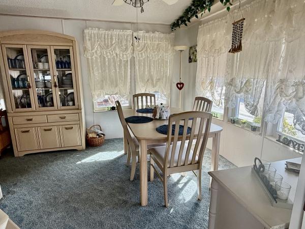 1994 HOME OF MERITT Mobile Home