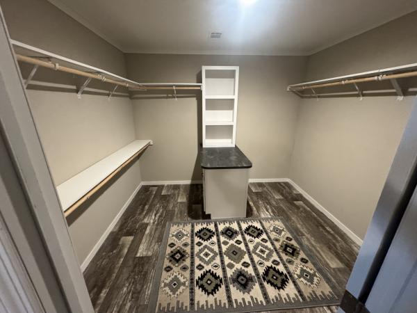 2022 Clayton 32SSL32643BH22 Mobile Home