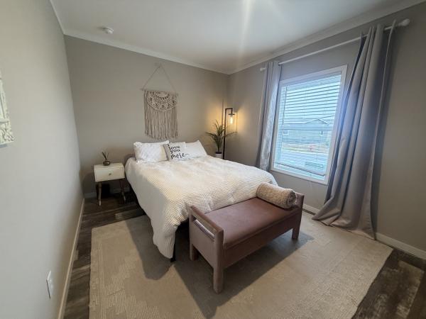 2022 Clayton 32SSL32643BH22 Mobile Home