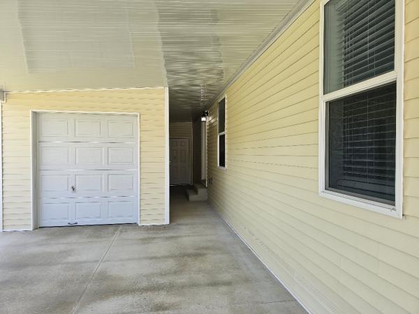 2023 Palm Harbor 340L28523D Mobile Home