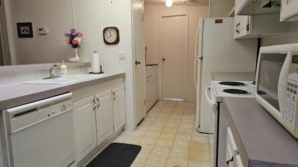 2004 SPRI SPRI Mobile Home