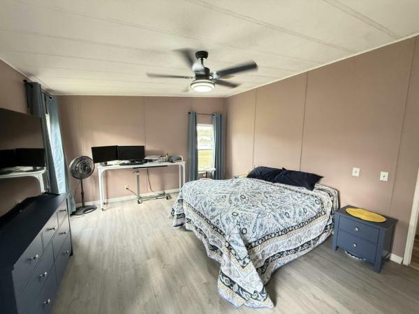 1985 Barrington Fleetwood Manufactured Home