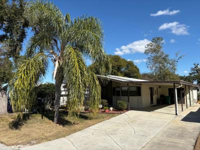 Photo 3 of 3 of home located at 604 Sycamore Sq Lady Lake, FL 32159