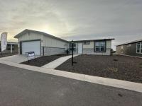 2025 Champion - Chandler Bellissima Mobile Home