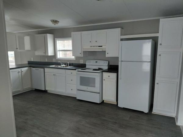 2005 Fleetwood Mobile Home For Sale