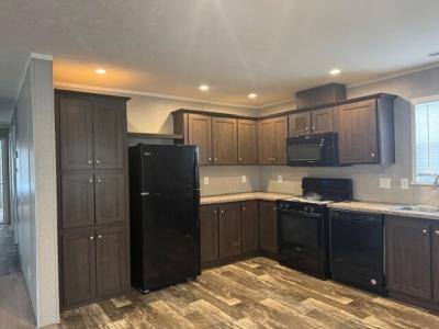 Photo 5 of 15 of home located at 4041 Grange Hall Rd #186 Holly, MI 48442