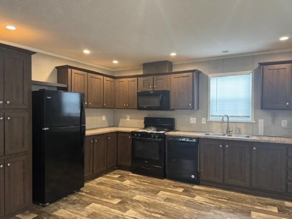 2019 CHAMPION RA2456MH2 Mobile Home