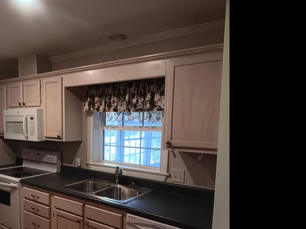 2000 CBS 123 Mobile Home