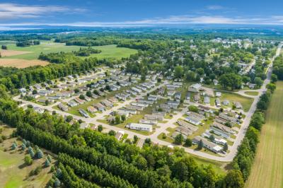 Photo 5 of 14 of home located at 4687 Violet Lane #1217 Traverse City, MI 49685