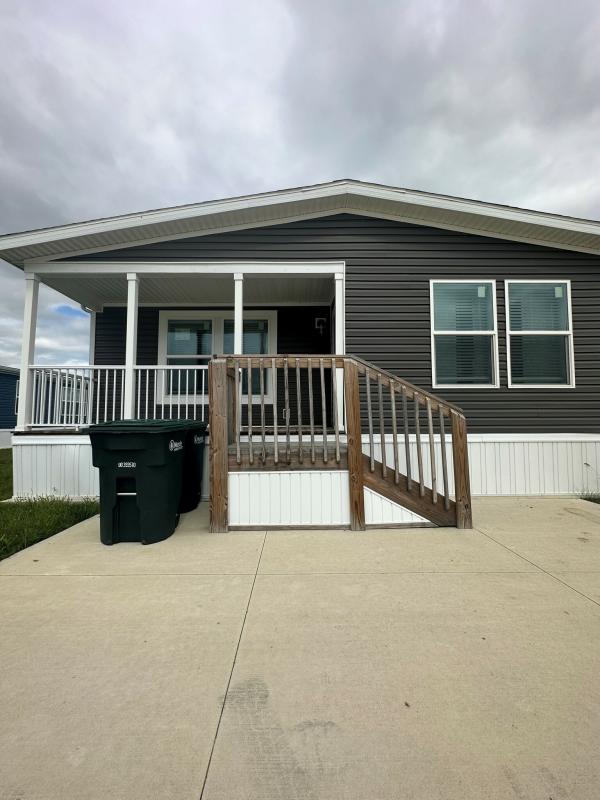 Photo 1 of 2 of home located at 4508 S. Clubhouse Rd. Muncie, IN 47302