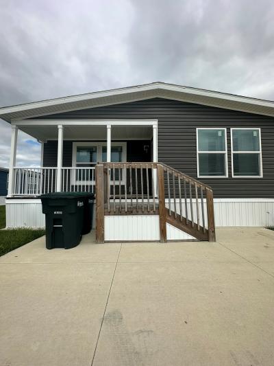 Mobile Home at 4508 S. Clubhouse Rd. Muncie, IN 47302