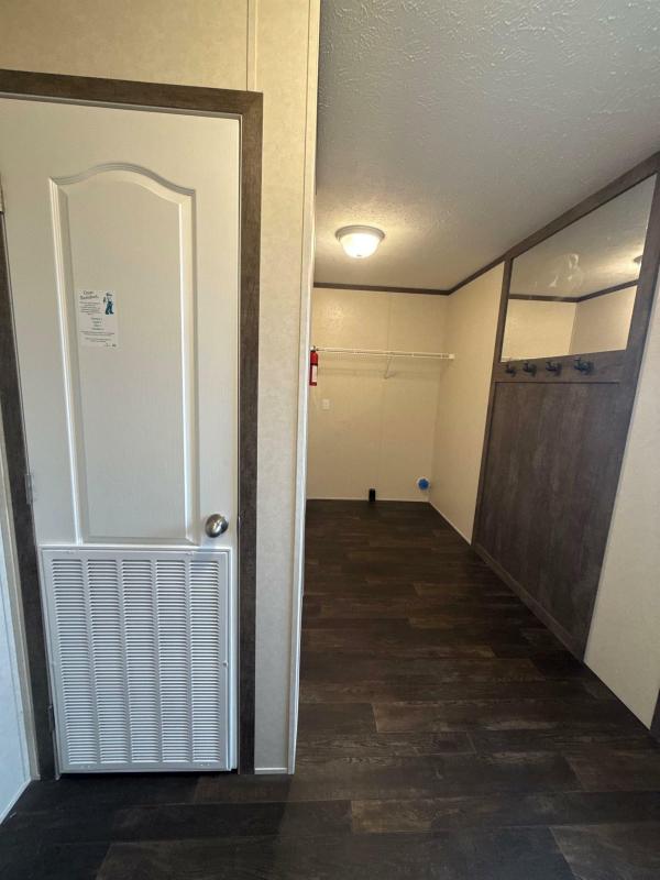 2022 Clayton 189 95AMF30603BH22  Home