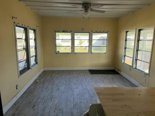 1972 BUDD Mobile Home For Sale