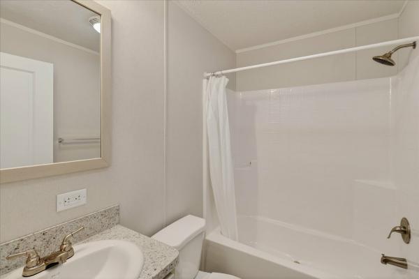 2025 Fairmont 430LE24603A  Home