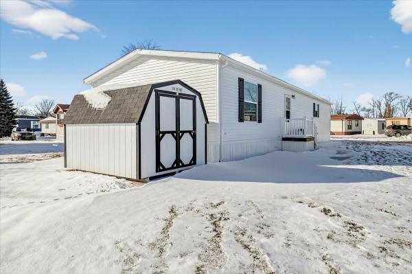 2025 Fairmont 430LE24603A  Home