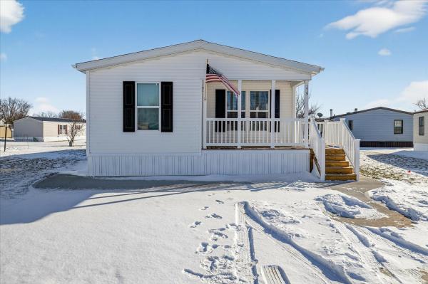 2025 Fairmont 430LE24603A  Home