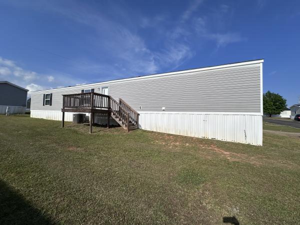 Photo 1 of 2 of home located at 1312 Hunters Mountain Pkwy Troy, AL 36079