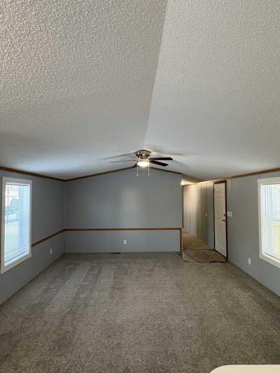 Photo 3 of 10 of home located at 2869 Collingwood Rd Bay City, MI 48706