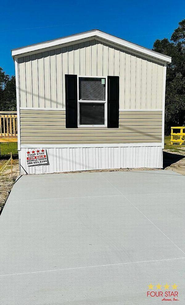 2025 Clayton Mobile Home