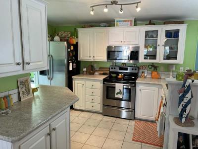 Photo 4 of 29 of home located at 283 Gardenia Lane Parrish, FL 34219