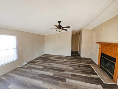 Photo 3 of 8 of home located at 80 Pinewood Estates Chillicothe, IL 61523