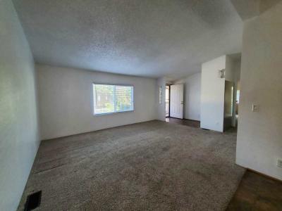 Photo 4 of 26 of home located at 29021 Bouquet Canyon Rd #213 Saugus, CA 91350