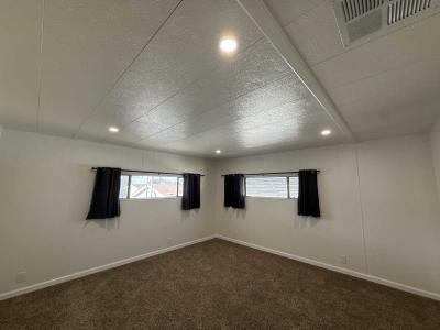 Photo 5 of 18 of home located at 3500 Buchanan St #21 Riverside, CA 92503