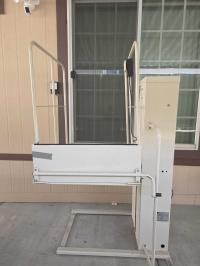 2005 Skyline  Oakmanor Manufactured Home