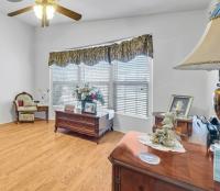 2005 Skyline  Oakmanor Manufactured Home