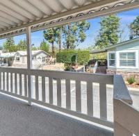 2005 Skyline  Oakmanor Manufactured Home