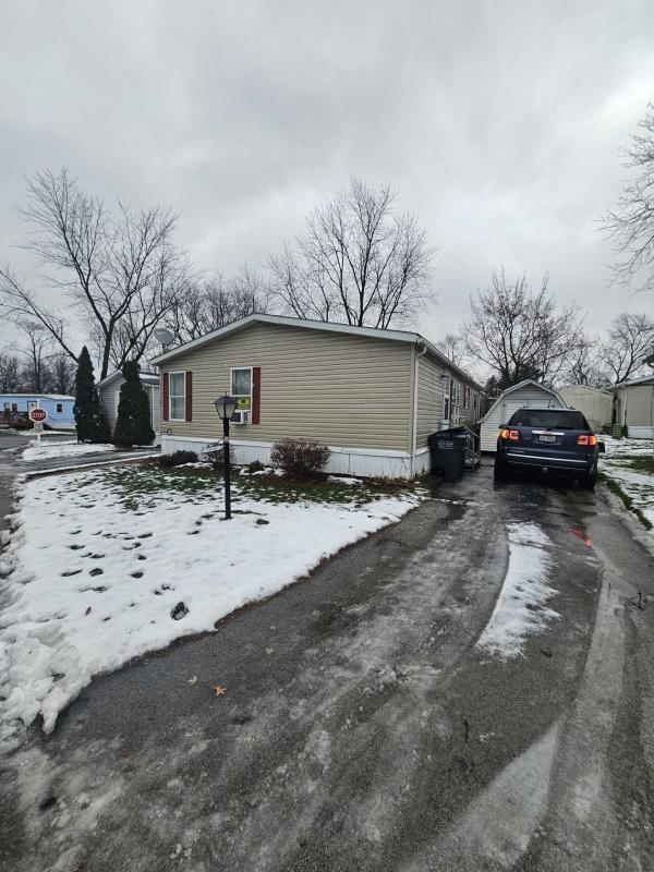 2000 Schult Manufactured Home