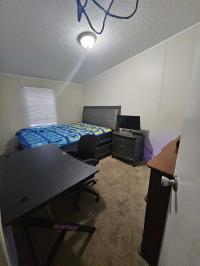 2000 Schult Manufactured Home