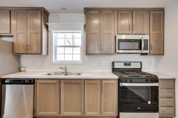 2022 Champion RA1672 201 Manufactured Home