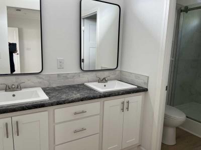 Photo 4 of 12 of home located at 24300 Airport Road, Site #86 Punta Gorda, FL 33950