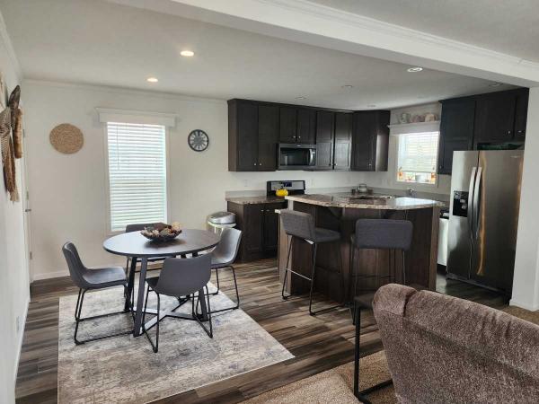 2021 Champion RA2456 203 Manufactured Home