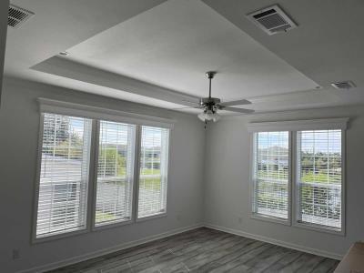 Photo 3 of 13 of home located at 24300 Airport Road, Site #86 Punta Gorda, FL 33950