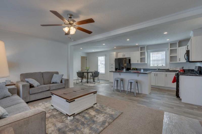 View 254 Kingsway Dr