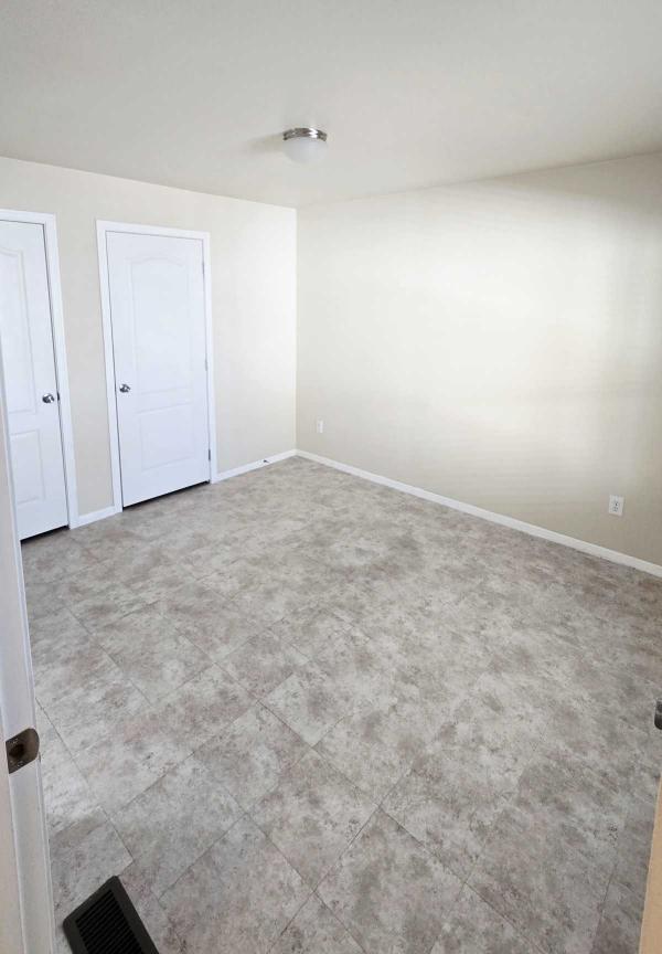 2019 Clayton 51BBK16562AH19 Manufactured Home