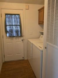 2006 Skyline  Oakmanor Manufactured Home