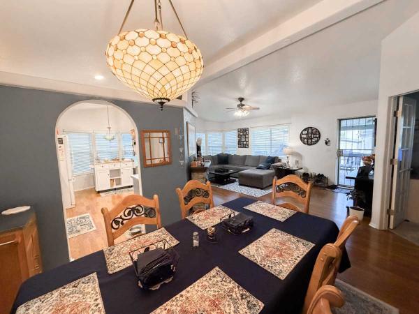 2005 Hallmark Manufactured Home