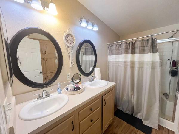 2002 Skyline Manufactured Home