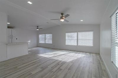 Photo 3 of 17 of home located at 6420 E. Tropicana Ave. Las Vegas, NV 89122