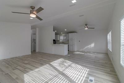 Photo 4 of 17 of home located at 6420 E. Tropicana Ave. Las Vegas, NV 89122