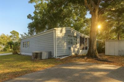 Photo 1 of 17 of home located at 6900 Ulmerton Rd Largo, FL 33771