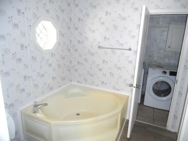 2003 Homes of Merit A1745Y3 Mobile Home