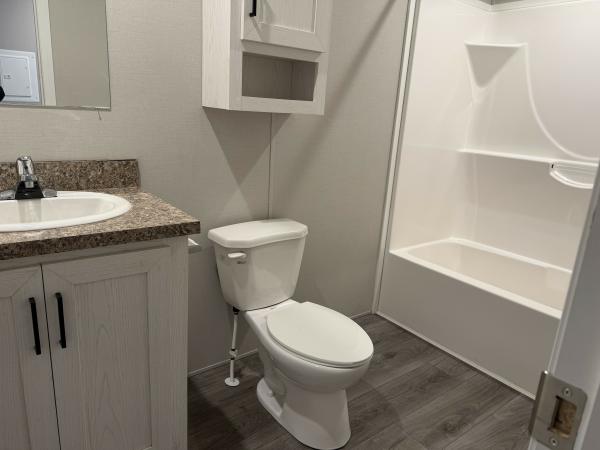 2022 Champion RFN1460902 Mobile Home